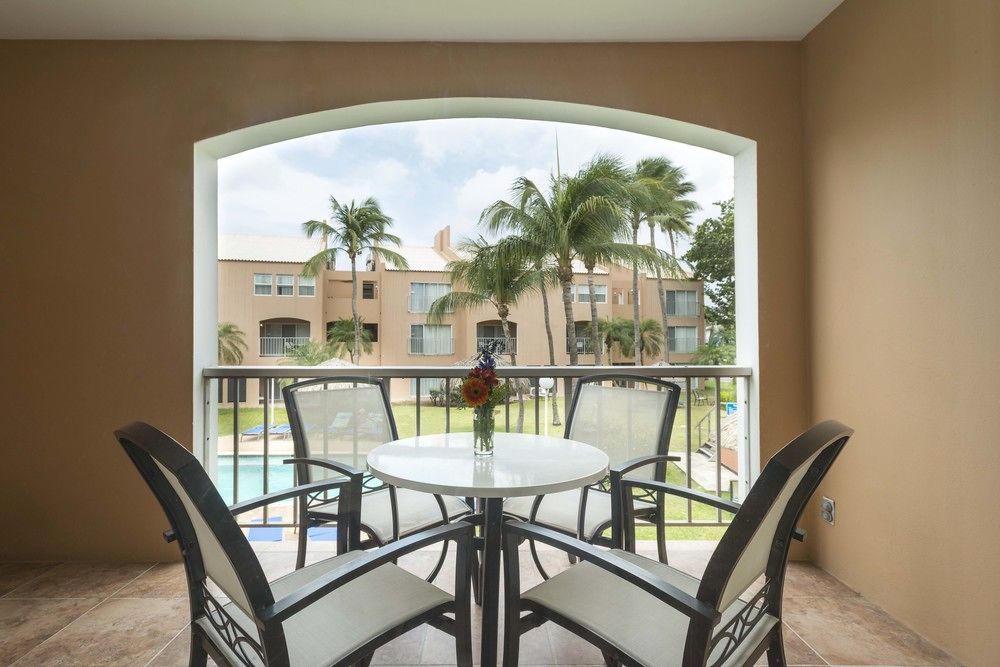 Divi Dutch Village Beach Resort Palm Beach Exterior foto